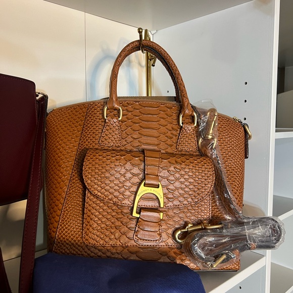 Dooney & Bourke Handbags - 🔥🔥 new Dooney & Bourke Brown Leather Handbag w/dustbag